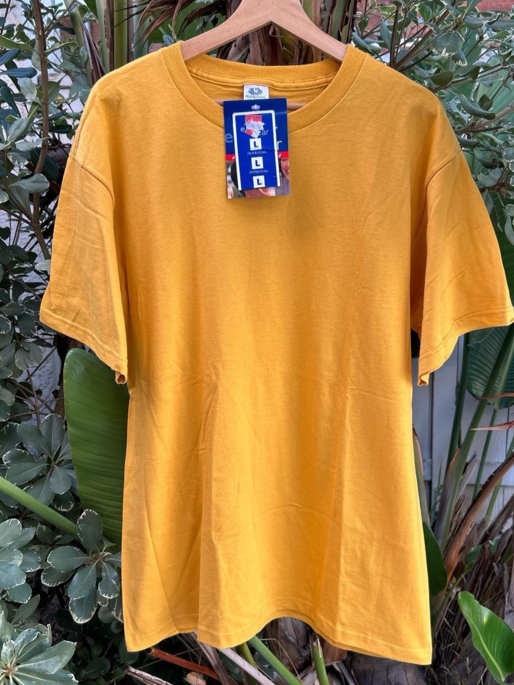 Vintage 1999 Fruit of the Loom T Shirt Men’s L Mustard Yellow Deadstock NWT